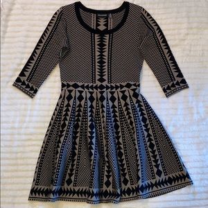Nina Leonard Medium Sweater Dress